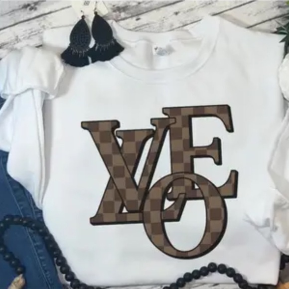 Unbranded Tops - Love Fashion Tee Shirt